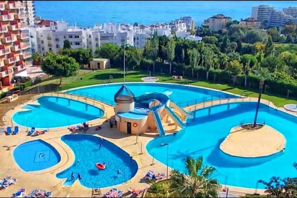 Apartamento 1 Dormitorio Con Vistas Edificio Jupiter Benalmadena Bagian luar foto